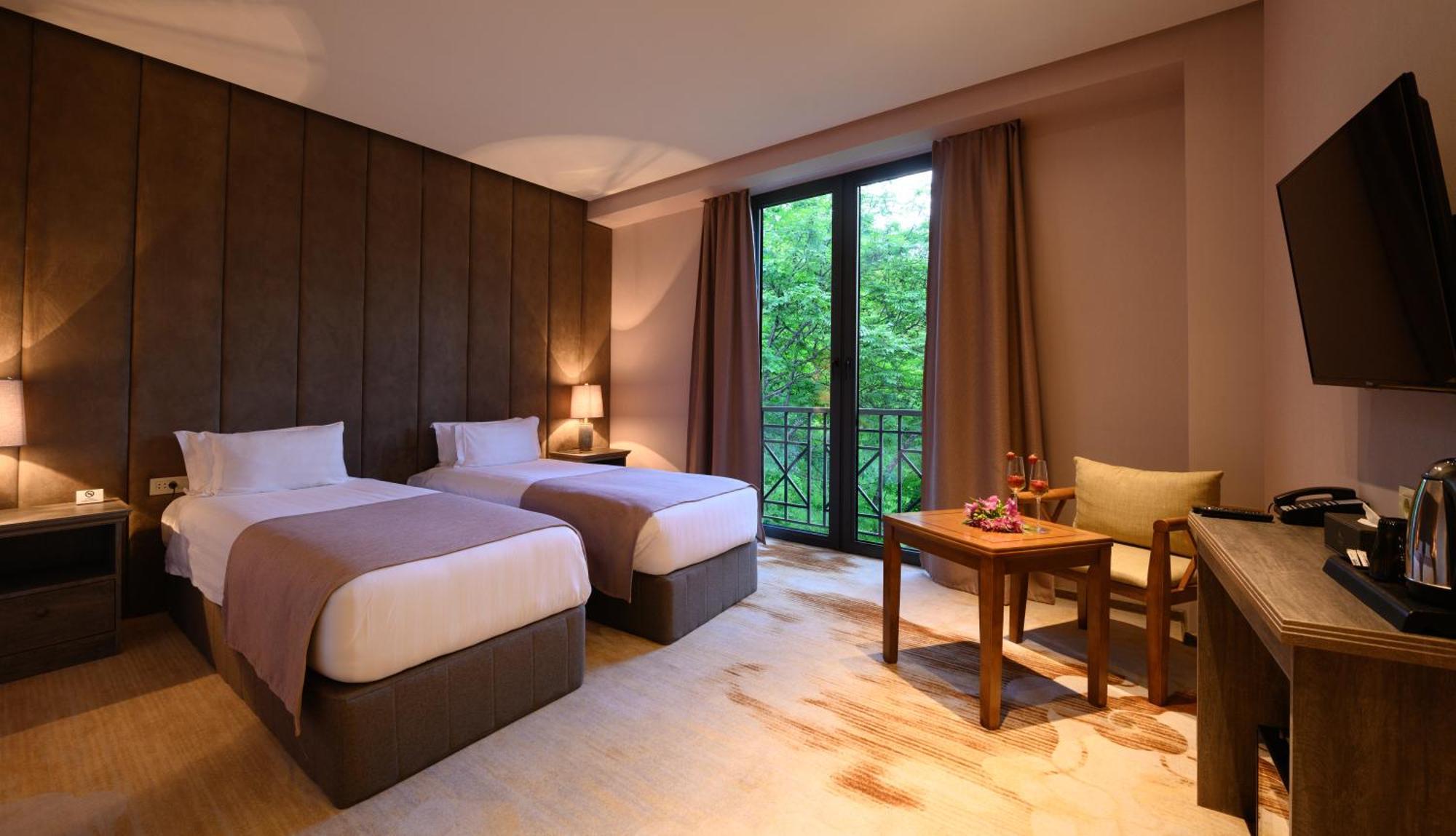 Aurora Resort, ซากาดซอร์ ภายนอก รูปภาพ